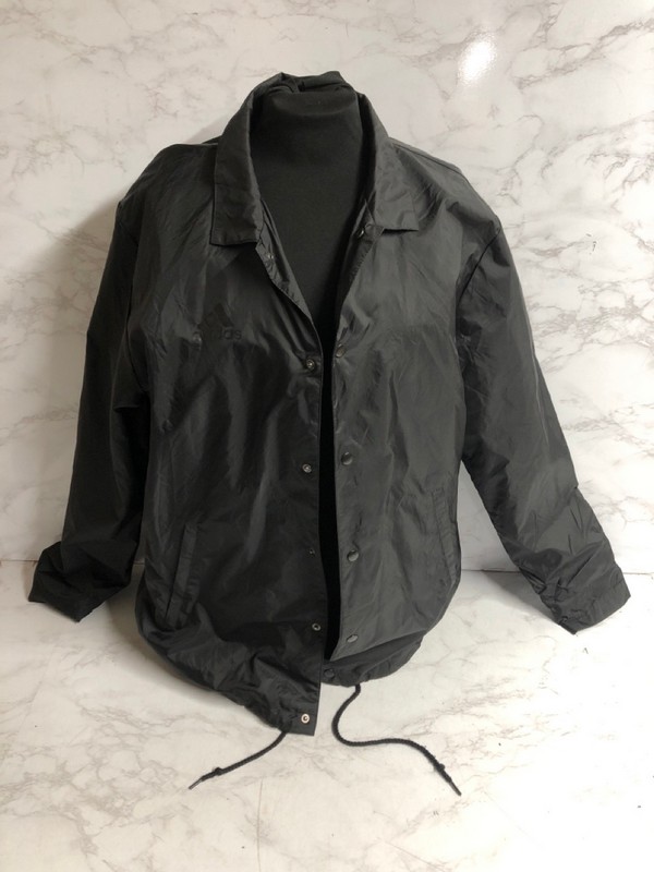 Lot 42  
            Nottingham SR5 - Delivery Only 

                
ADIDAS MENS JACKET SIZE: UK M