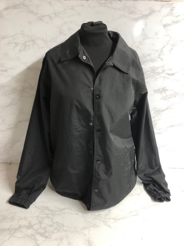 Lot 43  
            Nottingham SR5 - Delivery Only 

                
DICKIES MENS JACKET SIZE: UK MEDIUM