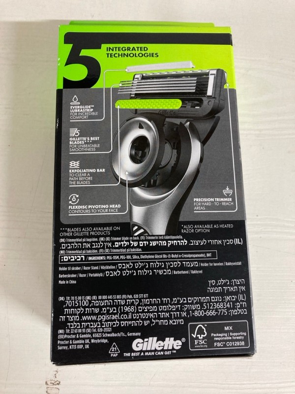 Lot 441  
            Nottingham SR5 - Delivery Only 

                
3 X GILLETTE BEST SHAVE RAZORS (18+ ID REQUIRED) - Image 3