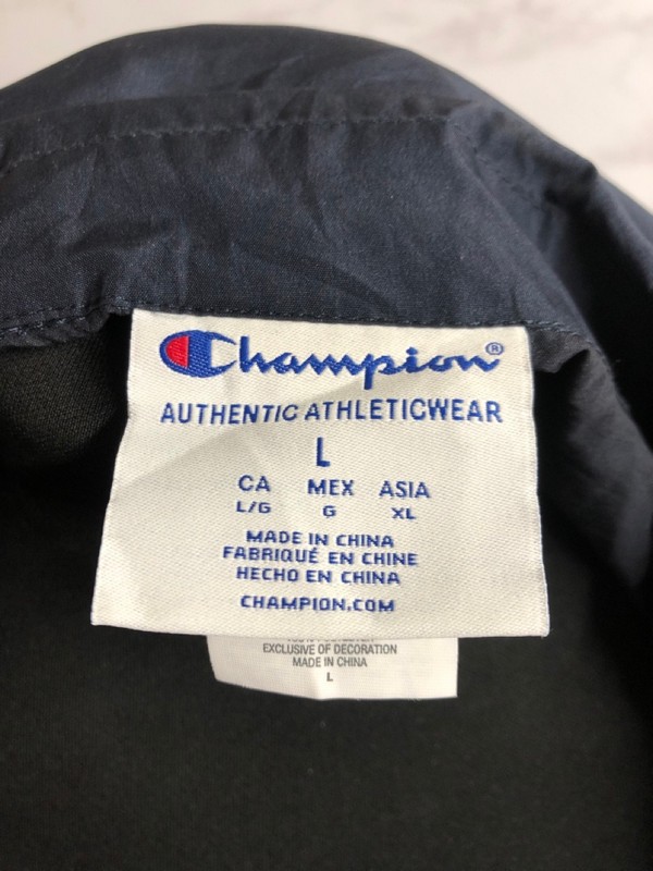 Lot 44  
            Nottingham SR5 - Delivery Only 

                
CHAMPION BLACK MENS JACKET SIZE: UK L
