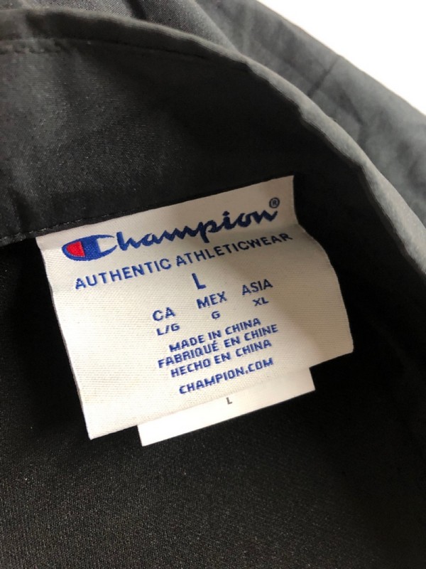 Lot 45  
            Nottingham SR5 - Delivery Only 

                
CHAMPION BLUE MENS JACKET SIZE: UK L