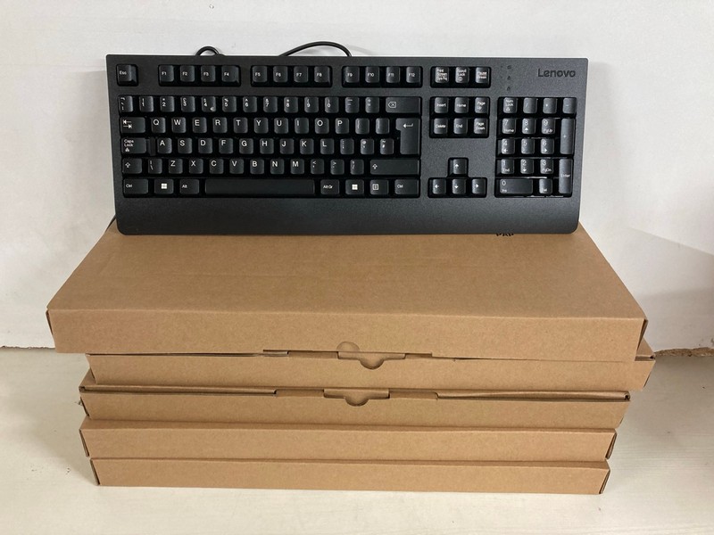 Lot 466  
            Nottingham SR5 - Delivery Only 

                
5 X LENOVO TRADITIONAL USB KEYBOARDS