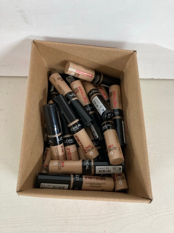 Lot 482  
            Nottingham SR5 - Delivery Only 

                
BOX OF LOREAL PARIS INFAILLIBLE 24H CONCEALER