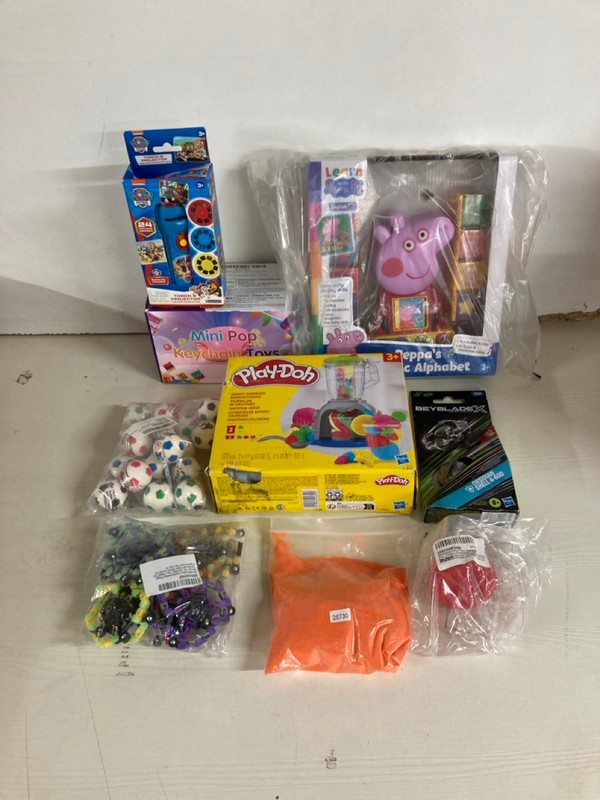 Lot 486  
            Nottingham SR5 - Delivery Only 

                
BOX OF VARIOUS TOYS TO INC LEARN WITH PEPPA PIG PEPPAS PHONIC ALPHABET