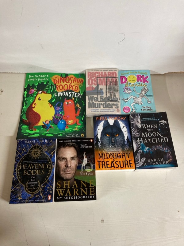 Lot 492  
            Nottingham SR5 - Delivery Only 

                
BOX OF VARIOUS BOOKS TO INC SHANE WARNE MY AUTOBIOGRAPHY - Image 5