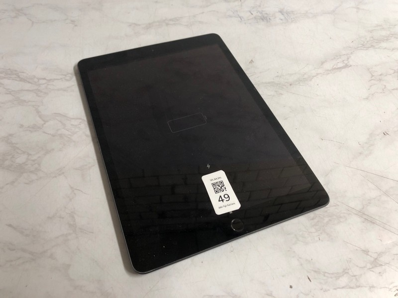 Lot 49  
            Nottingham SR5 - Delivery Only 

                
APPLE IPAD MODEL: A2197 (NO CHARGER) - ORIGNAL RRP: £150