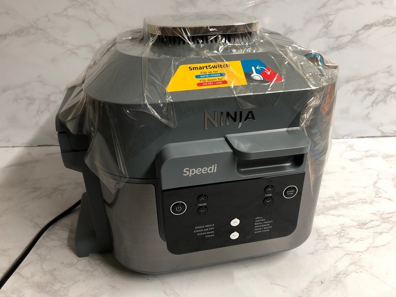 Lot 50  
            Nottingham SR5 - Delivery Only 

                
NINJA 5.7L SPEEDI RAPID COOKER - ORIGINAL RRP: £229.99