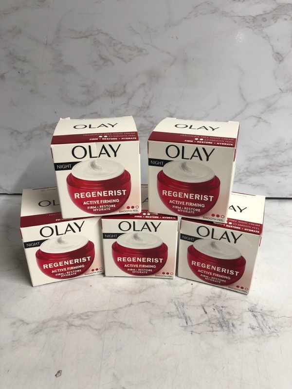 Lot 56  
            Nottingham SR5 - Delivery Only 

                
BOX OF VARIOUS ITEMS TO INC OLAY REGENERIST