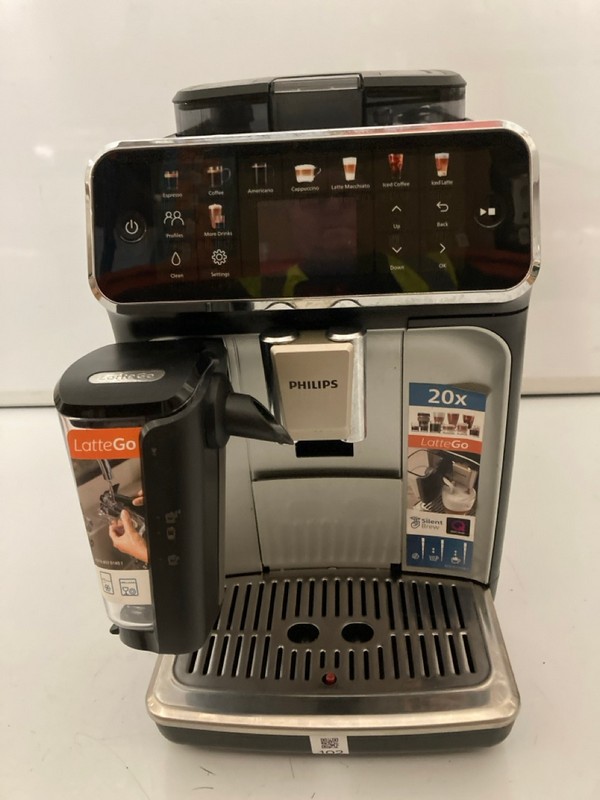Lot 102  
            Nottingham SR7 – Delivery Only 

                
PHILIPS 5500 SERIES FULLY AUTOMATIC ESPRESSO MACHINE WITH LATTE GO