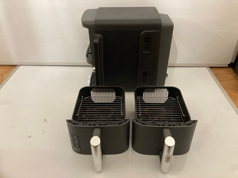 Lot 104  
            Nottingham SR7 – Delivery Only 

                
NINJA DOUBLE STACK XL AIR FRYER