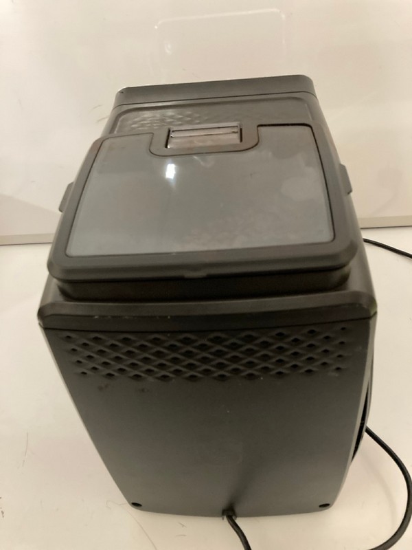 Lot 109  
            Nottingham SR7 – Delivery Only 

                
PHILIPS 5500 SERIES FULLY AUTOMATIC ESPRESSO MACHINE WITH LATTE GO