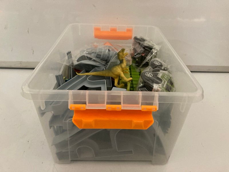 Lot 130  
            Nottingham SR7 – Delivery Only 

                
2 X KIDS CREATE A ROAD PLAYSETS