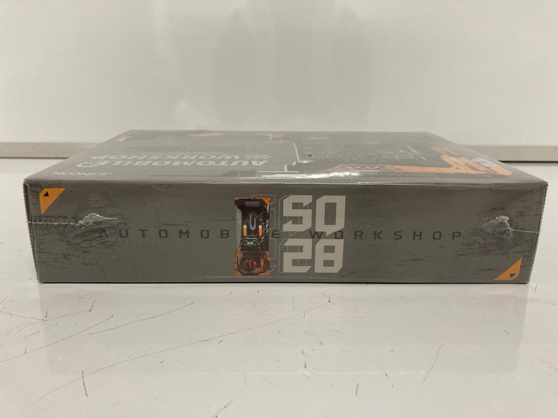 Lot 146  
            Nottingham SR7 – Delivery Only 

                
JOINCON AUTOMOBILE WORKSHOP BOOK NOOK KIT (SEALED)