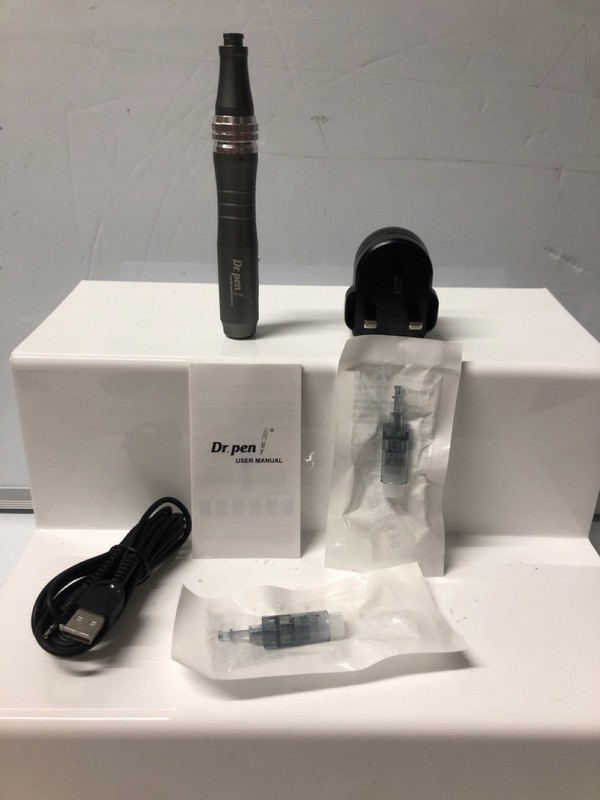 Lot 172  
            Nottingham SR7 – Delivery Only 

                
DR.PEN ULTIMA-M8 AUTO MICRONEEDLE SYSTEM (18+ ID MAY BE REQUIRED)