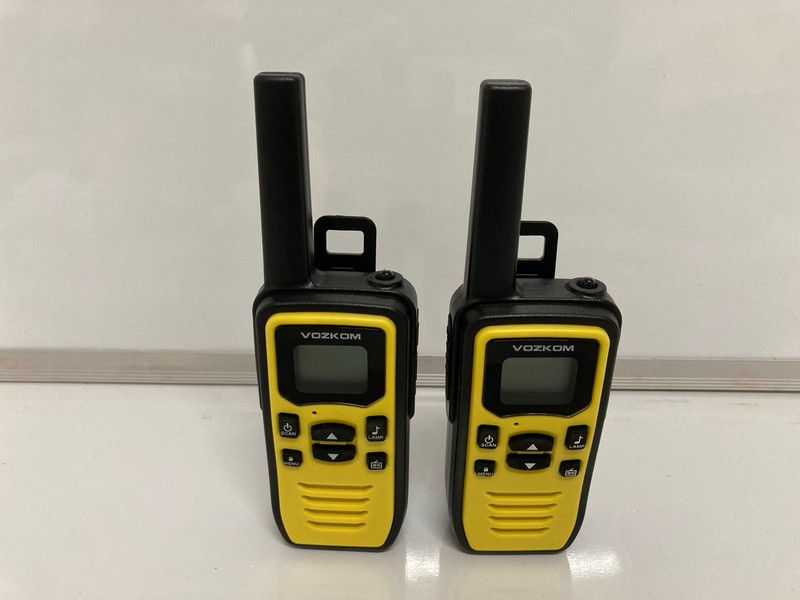 Lot 174  
            Nottingham SR7 – Delivery Only 

                
VOZKOM GT60S WALKIE TALKIE SET