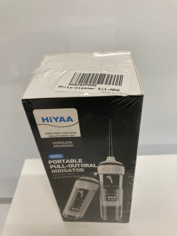 Lot 195  
            Nottingham SR7 – Delivery Only 

                
2 X TEETH CLEANING ITEMS INC ORAL-B PRO SERIES 1 ELECTRIC TOOTHBRUSH