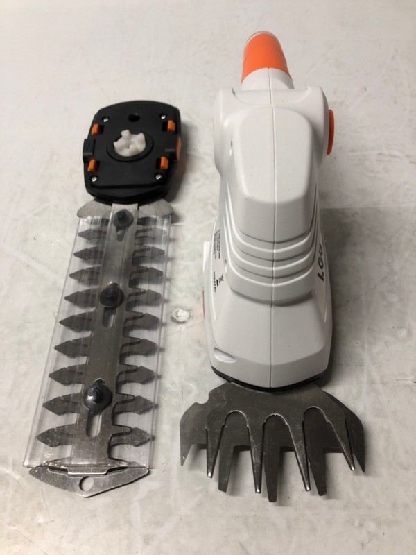 Lot 204  
            Nottingham SR7 – Delivery Only 

                
LGO GRASS AND SHRUB SHEAR (18+ ID MAY BE REQUIRED) - Image 3