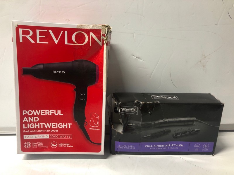 Lot 231  
            Nottingham SR7 – Delivery Only 

                
2 X HAIR ITEMS INC REVLON HAIR DRYER
