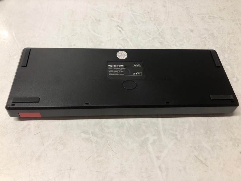 Lot 239  
            Nottingham SR7 – Delivery Only 

                
2 X WORDSWORTH SG62 KEYBOARD & MOUSE SETS