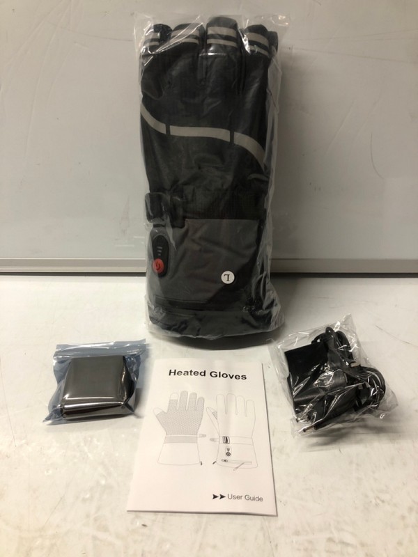 Lot 242  
            Nottingham SR7 – Delivery Only 

                
2 X ELECTRIC HEATED GLOVES (WITH 1 POWER BANK BATTERY AND CHARGING CABLE)