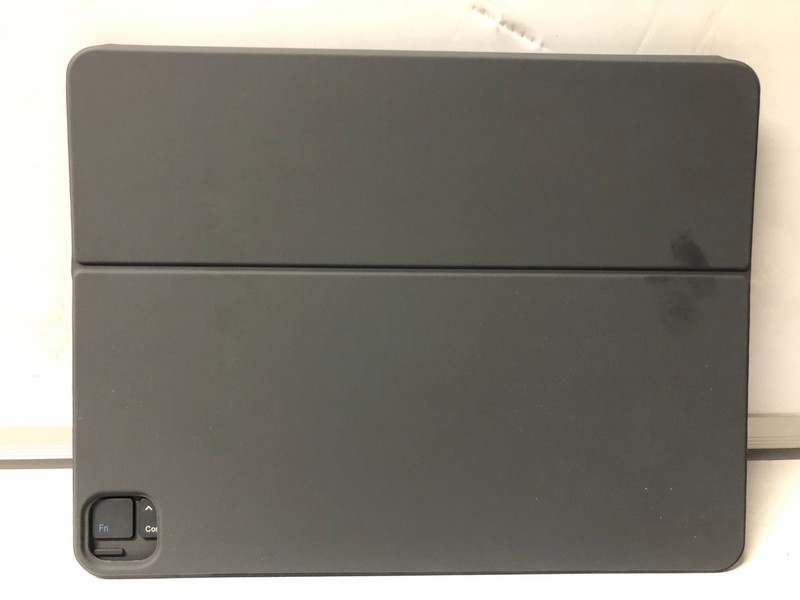 Lot 245  
            Nottingham SR7 – Delivery Only 

                
SMART FOLIO KEYBOARD FOR IPAD AIR 13"