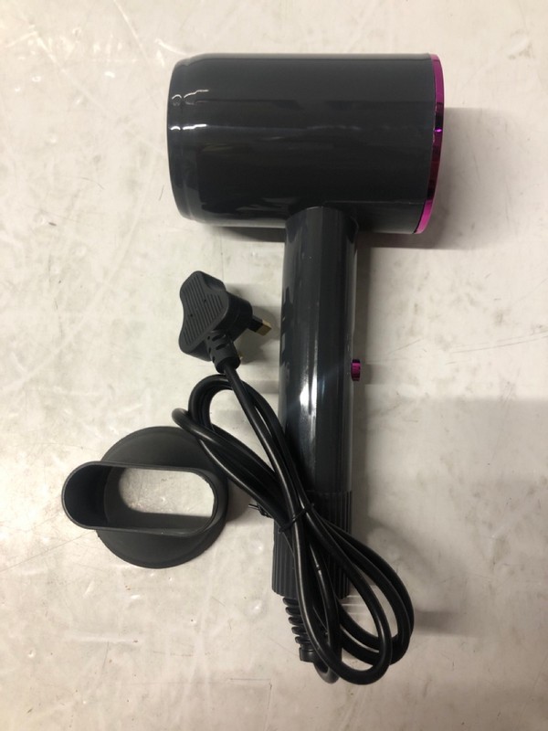 Lot 247  
            Nottingham SR7 – Delivery Only 

                
QTY OF FASHION HAIR DRYERS