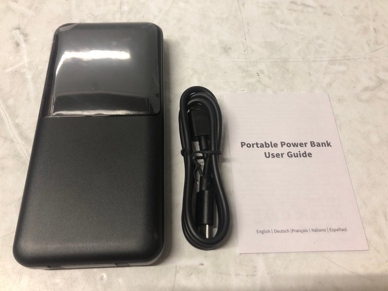 Lot 252  
            Nottingham SR7 – Delivery Only 

                
QTY OF ITEMS INC USB-C APPLE POWER ADAPTER