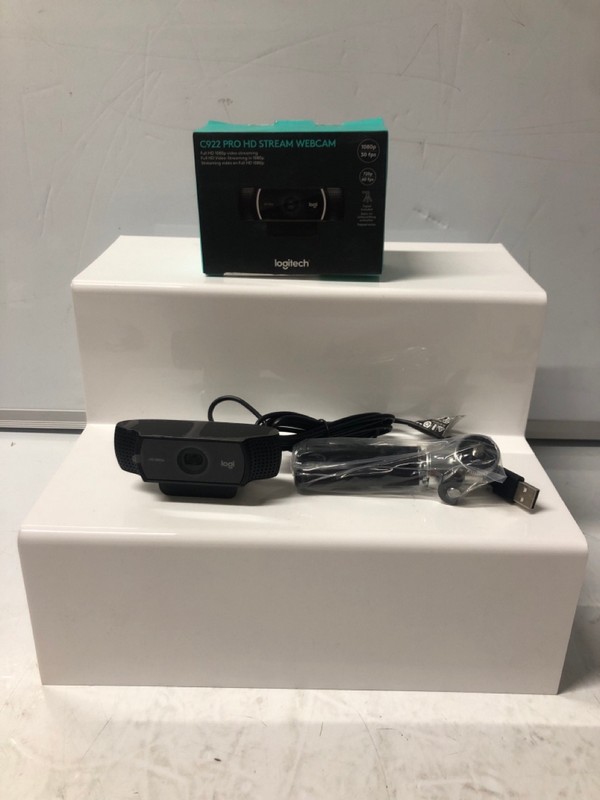 Lot 254  
            Nottingham SR7 – Delivery Only 

                
QTY OF ITEMS INC LOGITECH C922 PRO HD STREAM WEBCAM