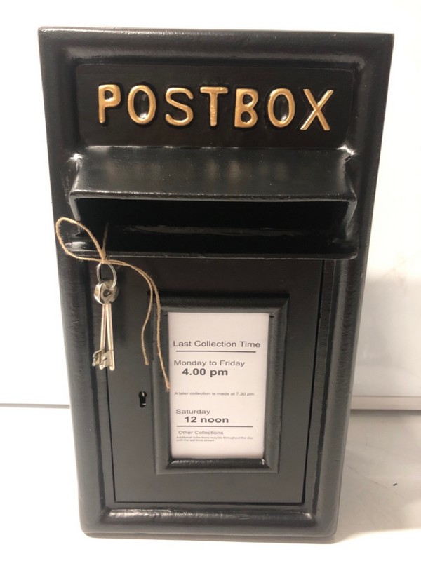 Lot 261  
            Nottingham SR7 – Delivery Only 

                
BLACK METAL POSTBOX WITH KEYS