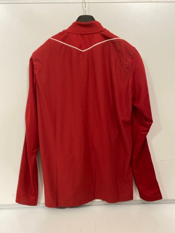 Lot 266  
            Nottingham SR7 – Delivery Only 

                
ADIDAS TIRO 23 RED TRACKSUIT TOP SIZE: M
