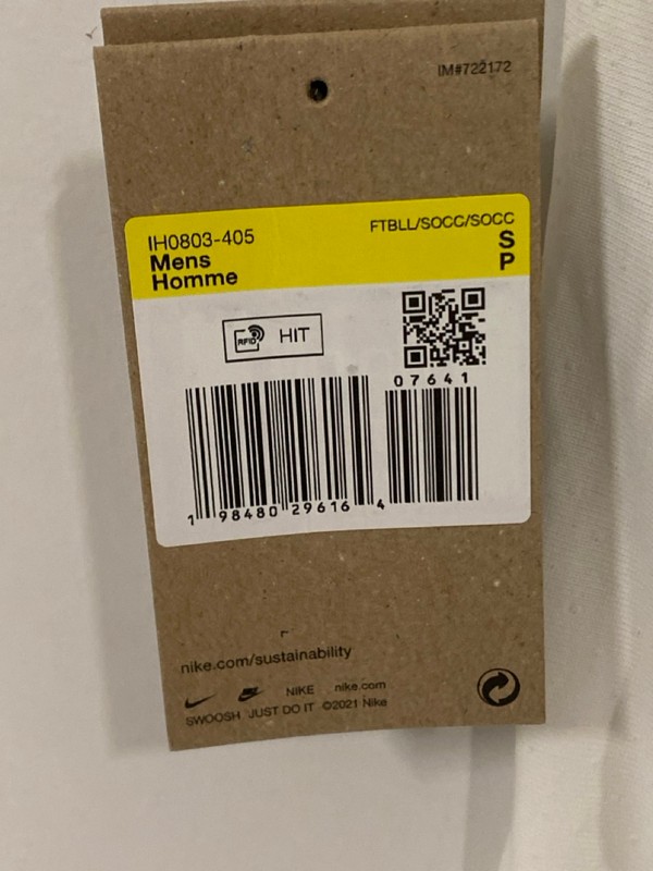 Lot 274  
            Nottingham SR7 – Delivery Only 

                
NIKE FOOTBALL MEN'S ENGLAND WOMEN'S LUCY BRONZE FOOTBALL SHIRT SIZE: S