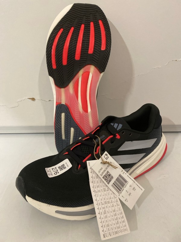 Lot 276  
            Nottingham SR7 – Delivery Only 

                
PAIR OF ADIDAS SUPERNOVA RISE 2 RUNNING SHOES SIZE: UK 8