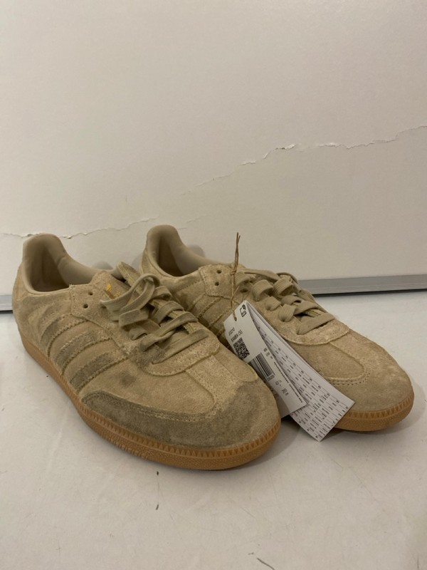 Lot 277  
            Nottingham SR7 – Delivery Only 

                
PAIR OF SAMBA OG TRAINERS SIZE: UK 9