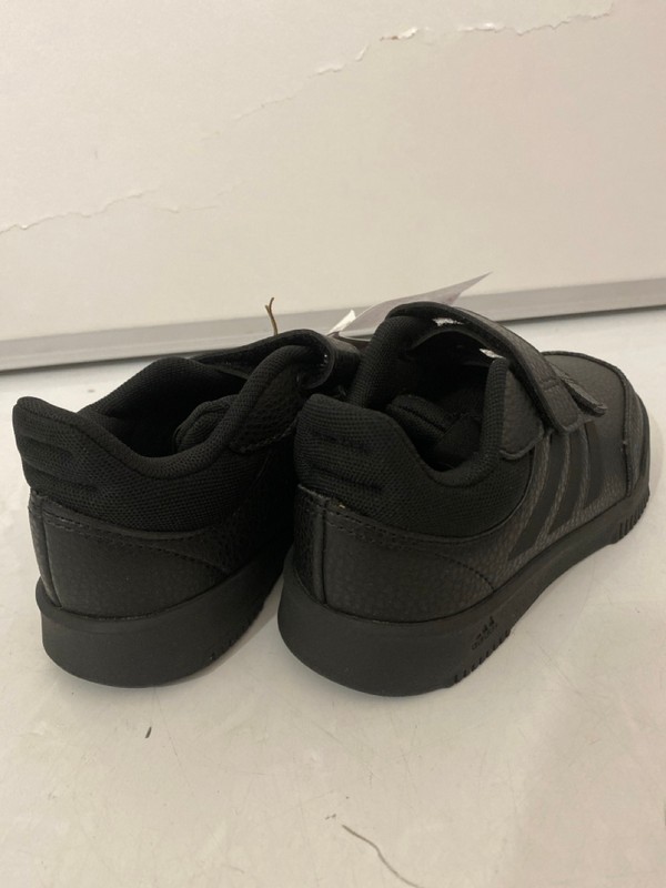 Lot 283  
            Nottingham SR7 – Delivery Only 

                
ADIDAS TENSAUR SPORT 2.0 CF KIDS TRAINERS SIZE: UK 10.5