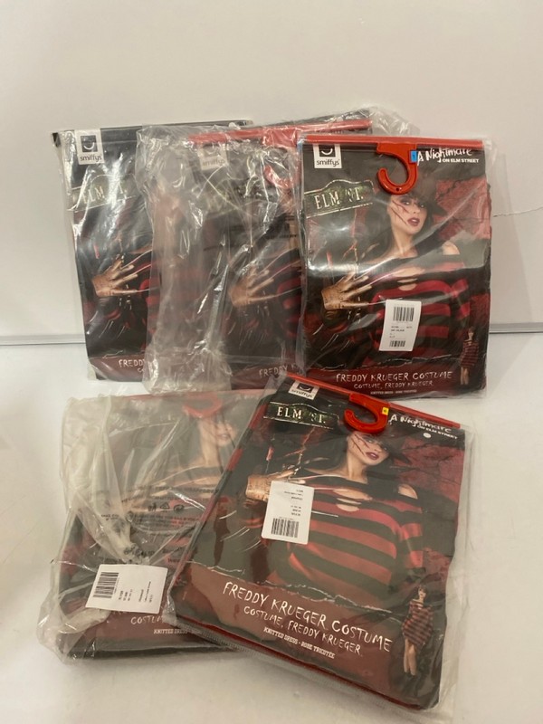 Lot 290  
            Nottingham SR7 – Delivery Only 

                
QTY OF DESIGNER CLOTHING IN VARIOUS SIZES AND DESIGNS