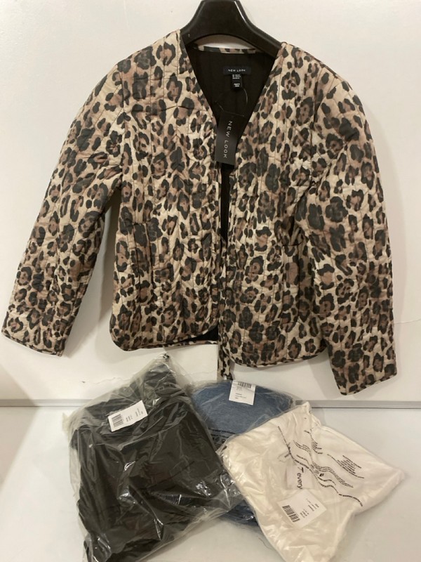 Lot 292  
            Nottingham SR7 – Delivery Only 

                
QTY OF DESIGNER CLOTHING IN VARIOUS SIZES AND DESIGNS