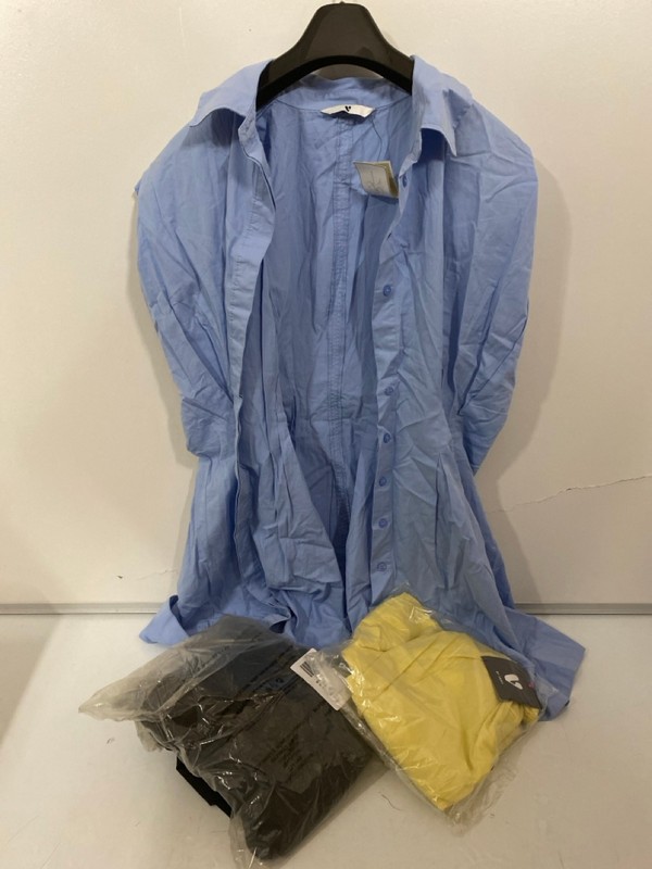 Lot 307  
            Nottingham SR7 – Delivery Only 

                
QTY OF DESIGNER CLOTHING IN VARIOUS SIZES AND DESIGNS