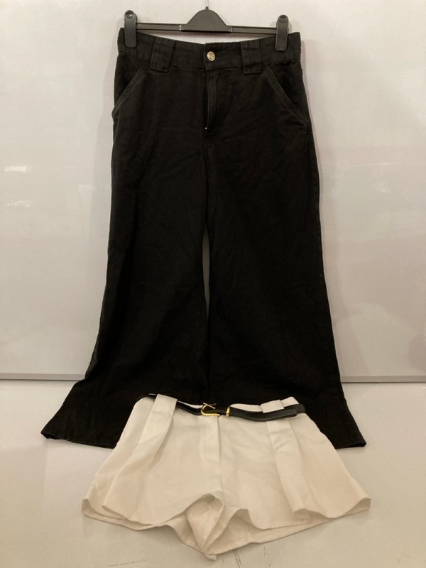 Lot 321  
            Nottingham SR7 – Delivery Only 

                
QTY OF DESIGNER CLOTHING IN VARIOUS SIZES AND DESIGNS - Image 2