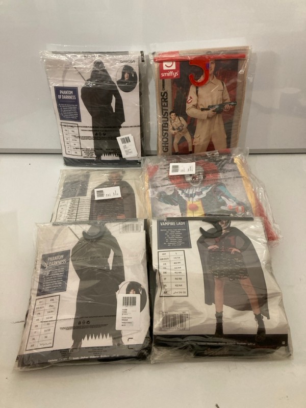 Lot 334  
            Nottingham SR7 – Delivery Only 

                
QTY OF FANCY DRESS COSTUMES INC PHANTOM OF DARKNESS