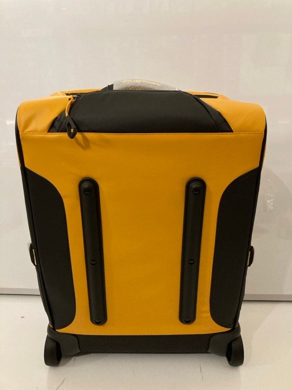 Lot 33  
            Nottingham SR7 – Delivery Only 

                
SAMSONITE PARADIVER LIGHT YELLOW CABIN BAG