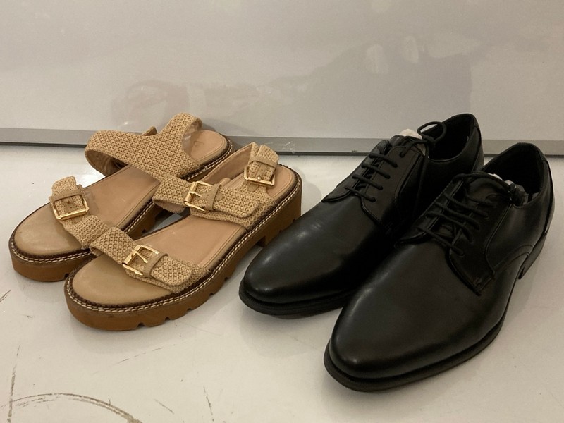 Lot 346  
            Nottingham SR7 – Delivery Only 

                
QTY OF SHOES IN VARIOUS DESIGNS AND SIZES - Image 2