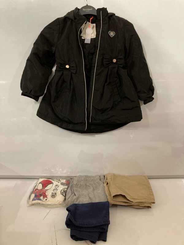 Lot 351  
            Nottingham SR7 – Delivery Only 

                
QTY OF KIDS CLOTHING IN VARIOUS DESIGNS AND SIZES - Image 2