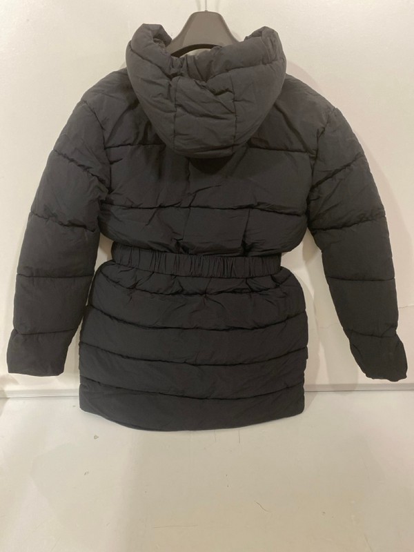 Lot 356  
            Nottingham SR7 – Delivery Only 

                
V BY VERY KIDS COAT SIZE: 16YRS