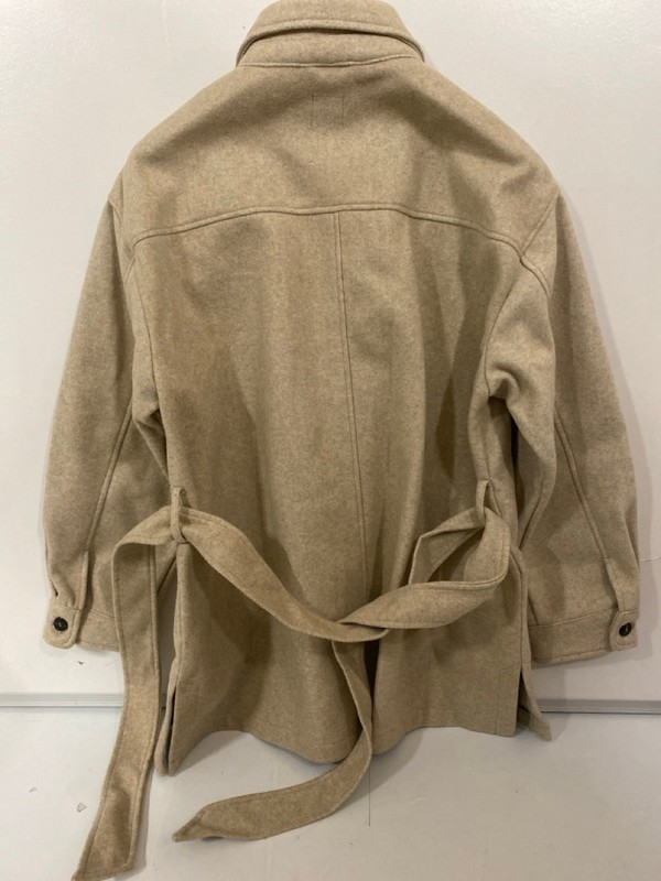 Lot 362  
            Nottingham SR7 – Delivery Only 

                
ZARA TWILL HEAVY DUTY OVERSIZED JACKET SIZE: XL
