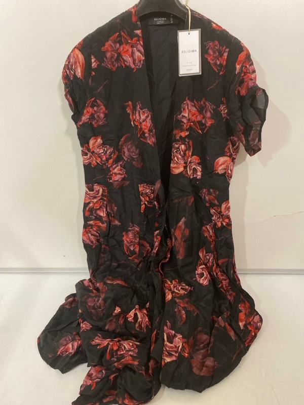 Lot 364  
            Nottingham SR7 – Delivery Only 

                
RELIGION CLOTHING LONDON FADE FLORAL FRILL HEM TUNIC WOMEN'S DRESS SIZE: 16
