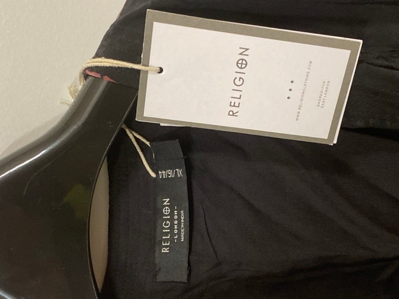 Lot 364  
            Nottingham SR7 – Delivery Only 

                
RELIGION CLOTHING LONDON FADE FLORAL FRILL HEM TUNIC WOMEN'S DRESS SIZE: 16