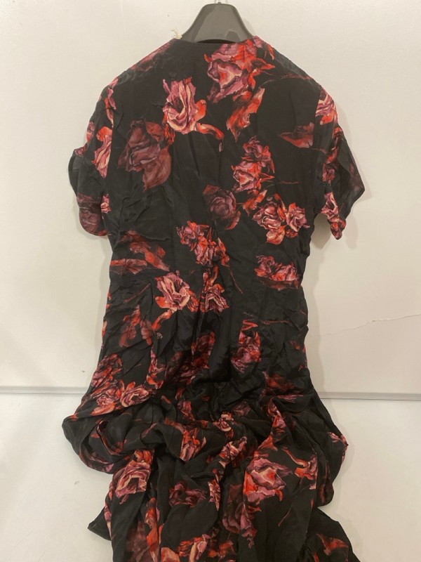 Lot 364  
            Nottingham SR7 – Delivery Only 

                
RELIGION CLOTHING LONDON FADE FLORAL FRILL HEM TUNIC WOMEN'S DRESS SIZE: 16