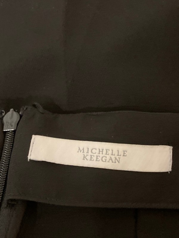 Lot 366  
            Nottingham SR7 – Delivery Only 

                
MICHELLE KEEGAN WOMEN'S BLACK TROUSERS SIZE: 12
