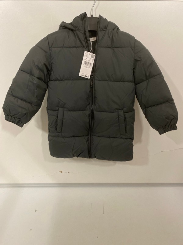 Lot 369  
            Nottingham SR7 – Delivery Only 

                
MNG KIDS PUFFER COAT SIZE: 6 - Image 4