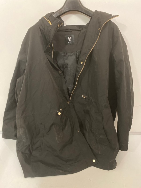 Lot 372  
            Nottingham SR7 – Delivery Only 

                
V BY VERY BLACK COAT SIZE:28 - Image 4